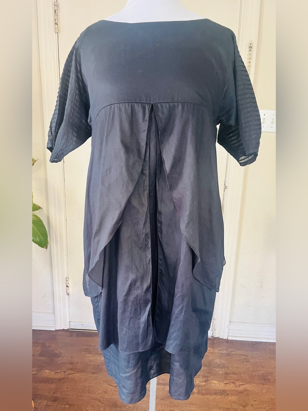 S’Max Mara Black Short-Sleeve Layered Tunic Dress Small